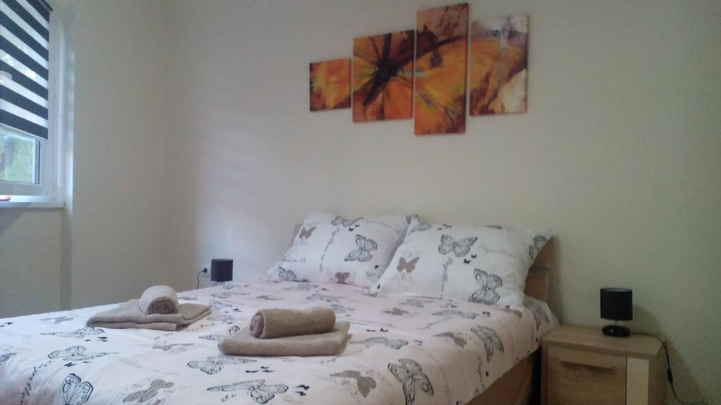 Apartment Marija Sremska Mitrovica Luaran gambar